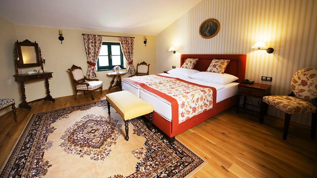Boutique Hotel Pri Mlyne 로조르노 객실 사진