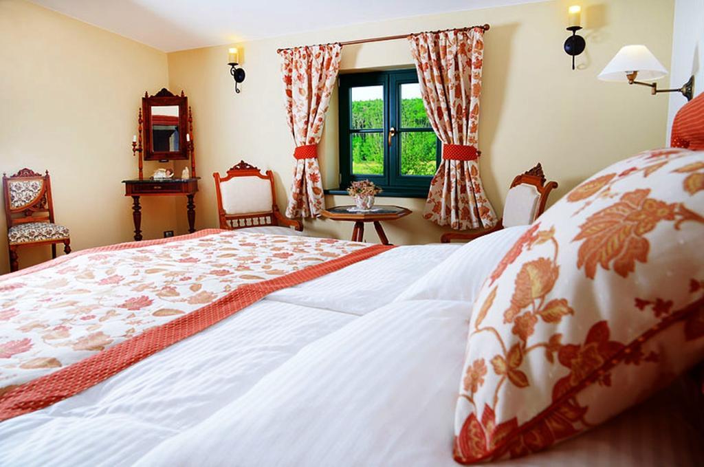 Boutique Hotel Pri Mlyne 로조르노 객실 사진